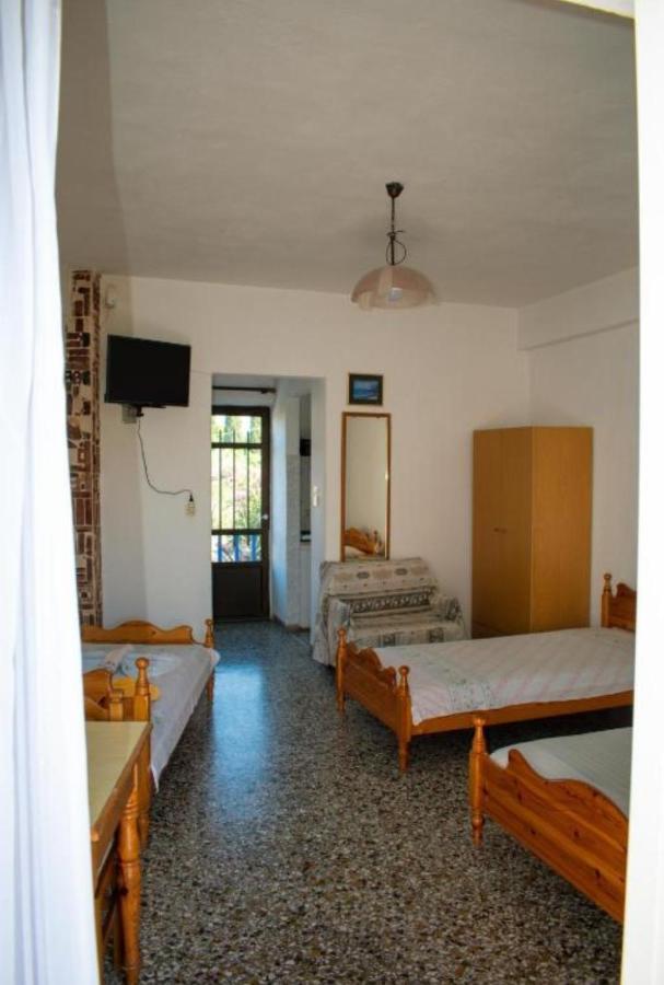 Efterpi Aggeli Appartement Loutrópolis Thermís Buitenkant foto